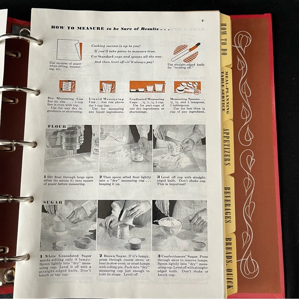 Betty Crocker’s Picture Cook Book - 1998 Facsimile Edition of the 1950 edition